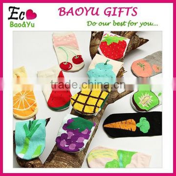 2015 Top Selling Fruits And Vegetables Pattern Fashion Socks Creative Winter Socks Custom Print Socks