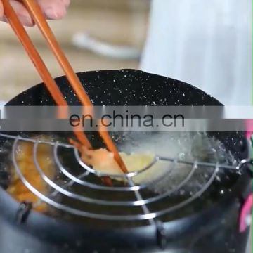 high-end and easy to clean non-stick frying pan with soild cast iron