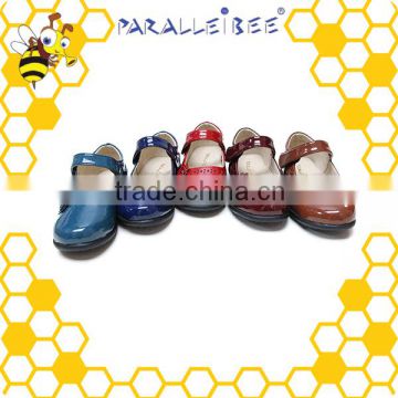 Branded experience supplier non slip color children healthy sandal shoe