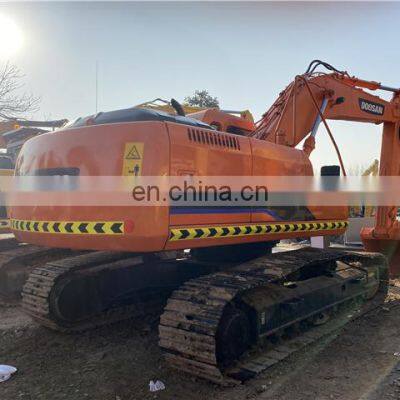 Perfect condition doosan original dh220 crawler excavator machine for sale with low working hours