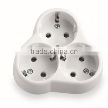 european 1 to three travel adaptors with earthing with schuko plug