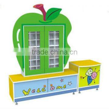 Apple' teacup ,colorful kid's bookself