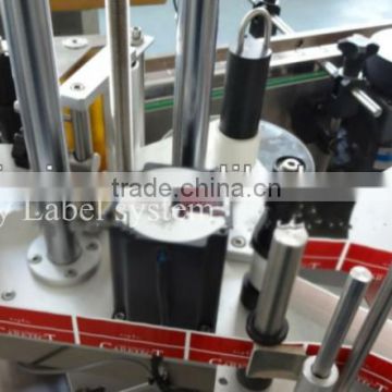 Automatic hand labelling machine