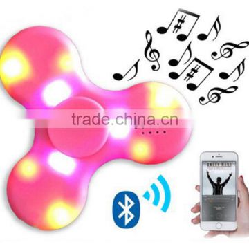 Bluetooth speaker fingertips gyro can be charged with LED lights music gyro decompression artifacts toys creative