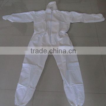 white oil-resistant disposable waterproof gown
