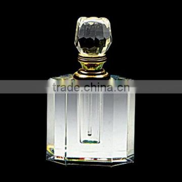 2016 Elegant design crystal perfume bottle