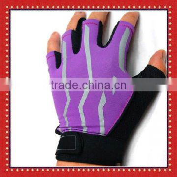 Fashional gym gloves