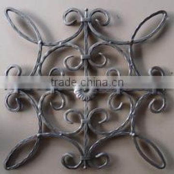 China factory ornamental wrought iron components for fence