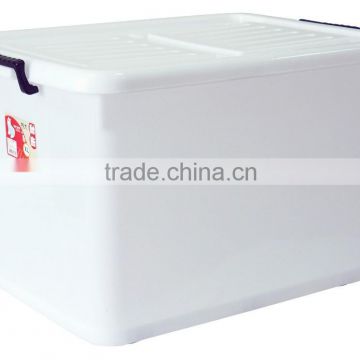 Extra large storage container/box 130 liter with tight handle
