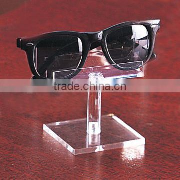 acrylic eyewear display stand