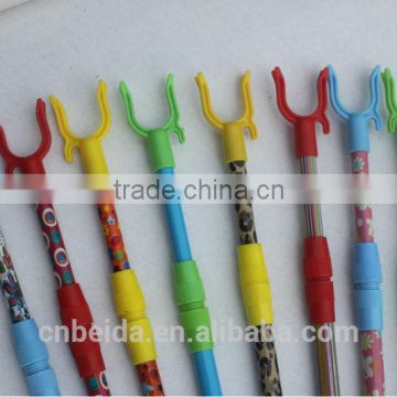 Colourful Cloth hanger fork with outlocking telescopic handle