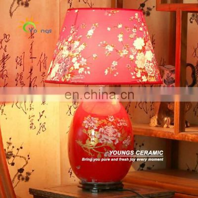 Delicate chinese ceramic porcelain red hotel bedside table lamps