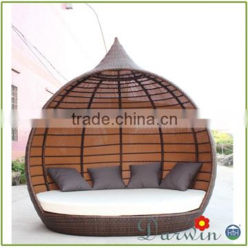 Poolside outdoor rattan round sunbed with canopy                        
                                                Quality Choice