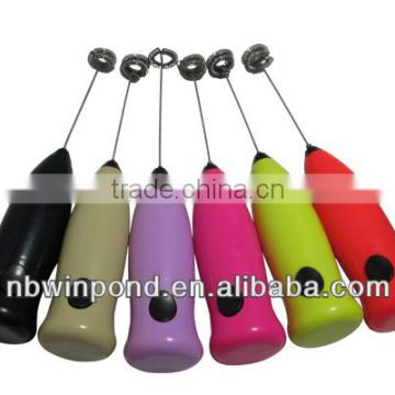 wireless hand held plastic milk frother with 2 AA dry battery
