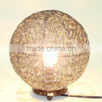 Iron wire Mesh Table Lamp with CE electric fitting