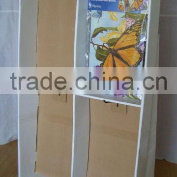 SDI_9579 cardboard stand
