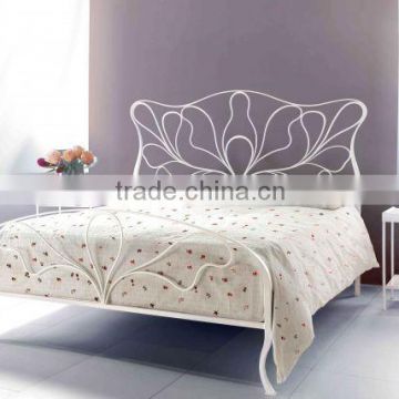Korean Romantic Iron Bed