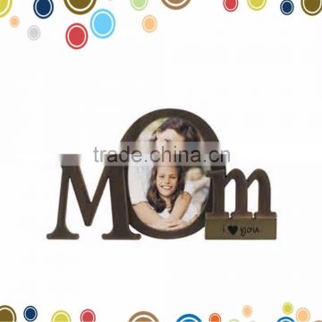 Wholesale baby photo frames designs for baby and mommy wooden window frames gift