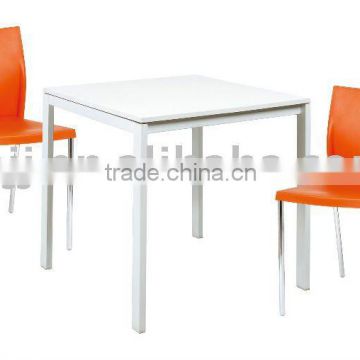 retaurant table and chair