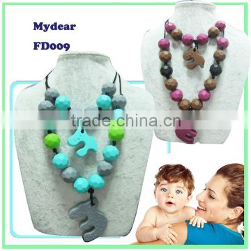 Silicone Teething Necklace Wholesale/Food-safe New Mom Fun Teething Jewelry Fashion