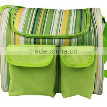 wholesale retail 600D polyester front two pocket insulated cooler bag