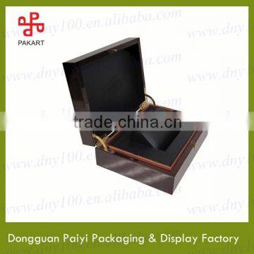 2014 Nnew vertical design China wooden leather watch display