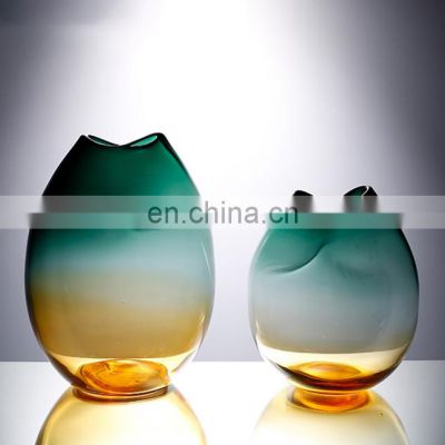 Wholesale New Design Minimalism Creative Green Glass Cheap Vase For Home Decor