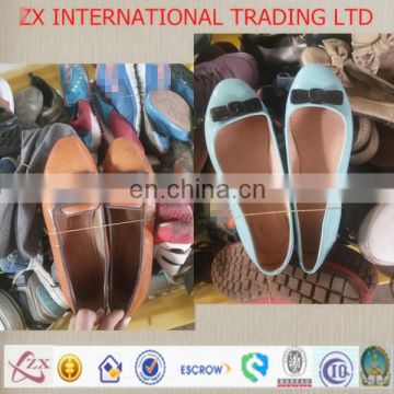 Factory low price second hand shoes wearing bales of used shoes high quality