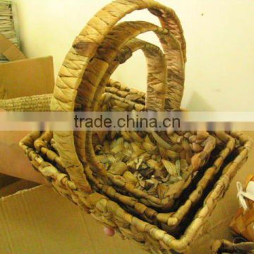 antique willow basket with handle