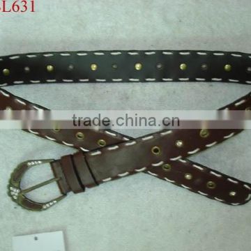belt with rivet