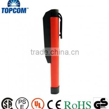 Compact pocket 7 led work light with magnetic rotating clip