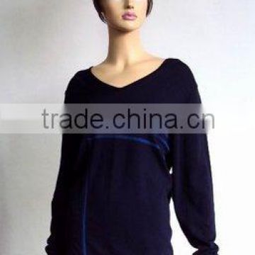 lady's batwing V-neck sweater