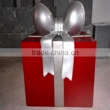 Large frp Christmas gift box for outdoor