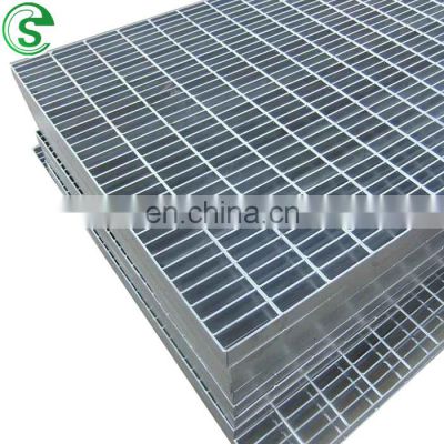 Quality light weight 32 x 5 serrated galvanized steel grating for deck