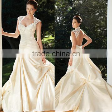 Cream taffeta boat neck ball gown wedding dresses with sleeves
