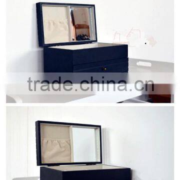 luxruy black wood jewellery box with mirror