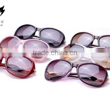 Fashionable style eyewear Factory wholesale women sunglasses 2015