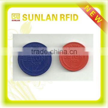 13.56mhz passive programmable embossed plastic rfid token coin with S50 for metro(professional maunfacuturer)