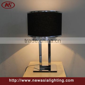 Polished chrome portable hotel table lamp , table lamp for hotel
