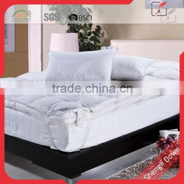 Import pure goose feather filled home bed mattress topper