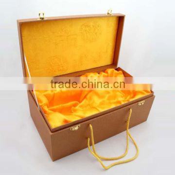 Beautiful wooden wine box with satin made in China factory