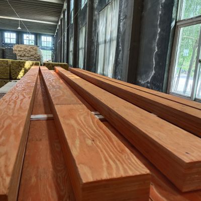 F17 LVL Laminated Veneer Lumber oshar lvl pine timber 95x65 lvl beam Made In China