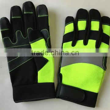 Reflective prick resistant Work gloves heat and water resistant glove