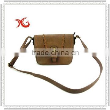 vintage style leather shoulder bag