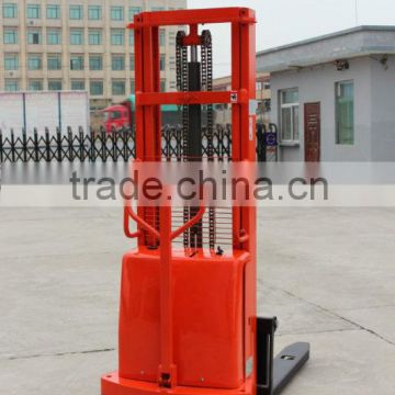 2ton semi electric pallet stacker with 3m lifting height