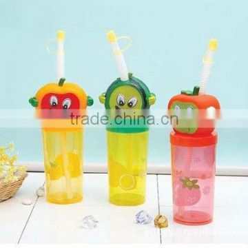 plastic water cup with straw