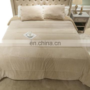 Luxury plain cotton velvet warm bed bedding sets /quilt cover set