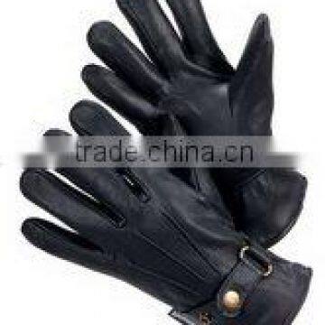 Black deer drive glove