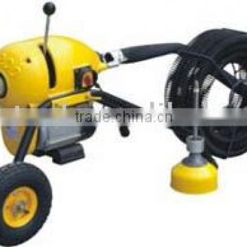 Pipe cleaning machine