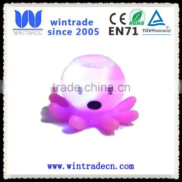 wholesale flashing LED baby toy floating plastic ocotpus bath toy